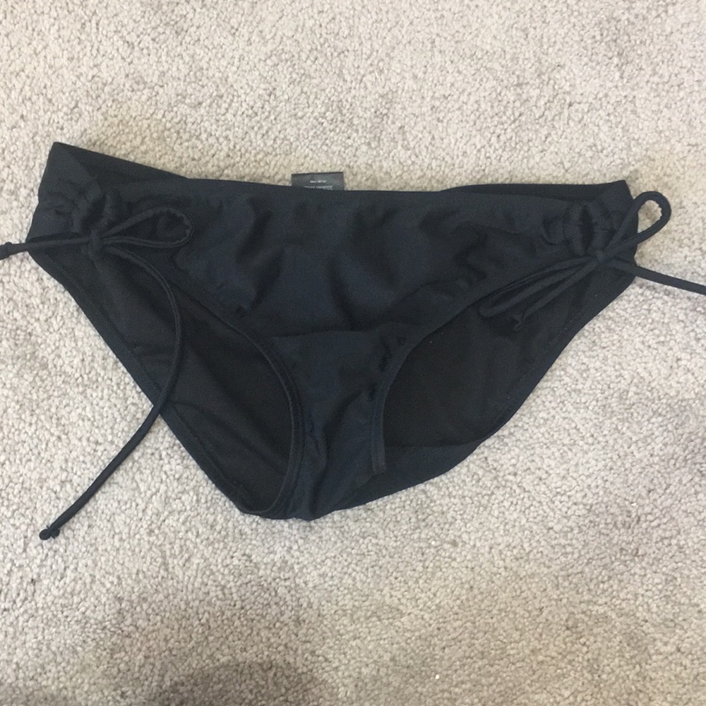 black bikini bottoms